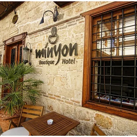 Minyon אנטליה